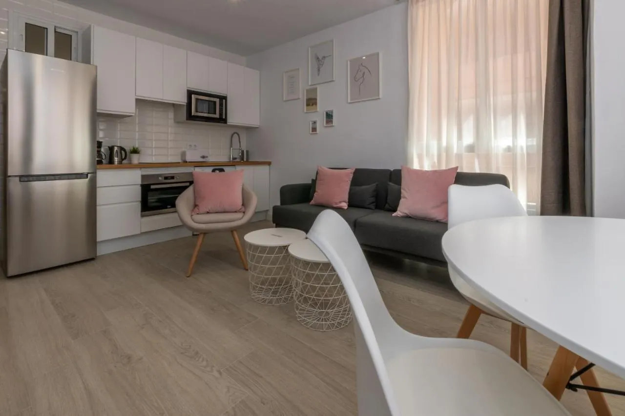 Beachfront 1Br Centre - Las Palmeras Fuengirola Apartment