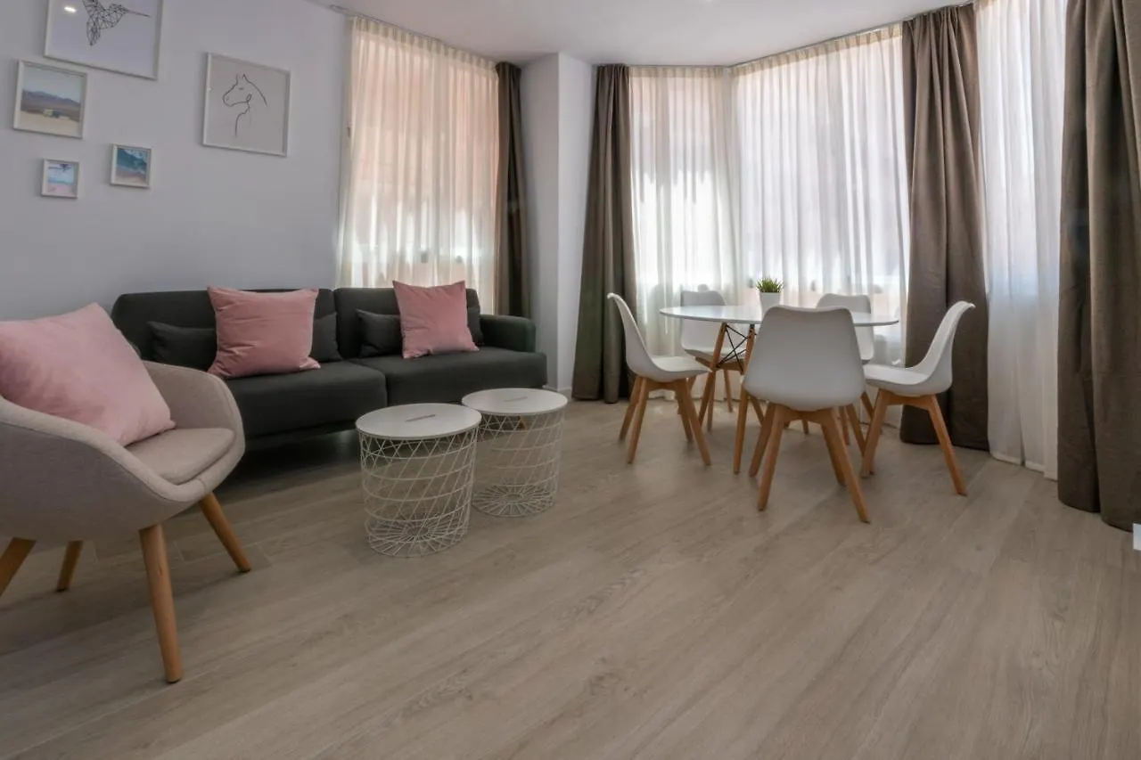 Beachfront 1Br Centre - Las Palmeras Fuengirola 0*,  Spain